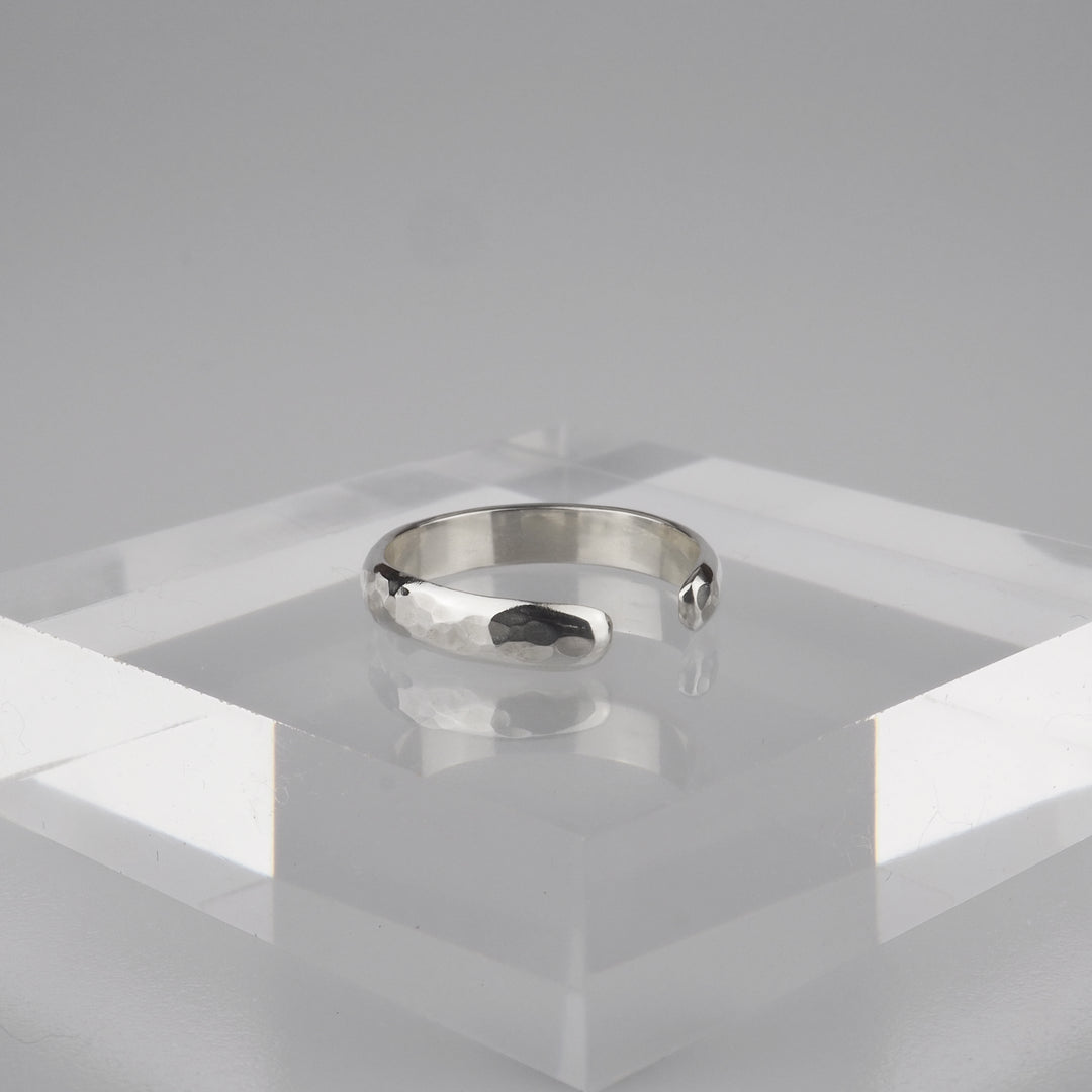 Silver Ear Cuff -Tsuchime 001- シルバー イヤーカフ-イヤーカフ-yuzen-official