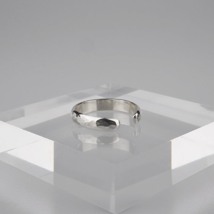 Silver Ear Cuff -Tsuchime 001- シルバー イヤーカフ-イヤーカフ-yuzen-official