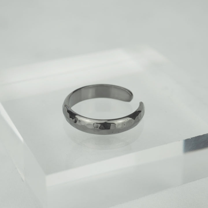 Silver Ear Cuff -Tsuchime 001 Black- シルバー イヤーカフ-イヤーカフ-yuzen-official