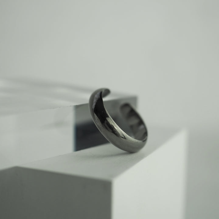 Silver Ear Cuff -Plain Black- シルバー イヤーカフ-イヤーカフ-yuzen-official